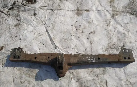 Toyota Avensis T270 Front subframe