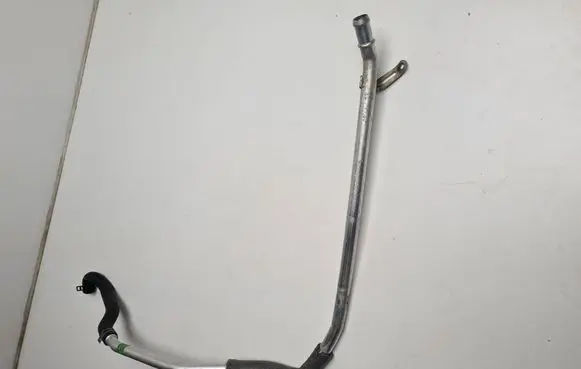 Mercedes-Benz C W204 Engine coolant pipe/hose A2048300296