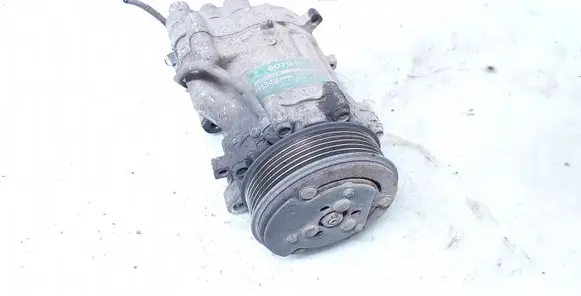 Volkswagen Polo III 6N 6N2 6NF Air conditioning (A/C) compressor (pump) 6N0820803A