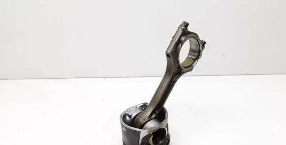 Volvo XC60 Piston with connecting rod 81L123