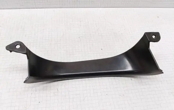 Mercedes-Benz E W211 Other front door trim element A2117270828
