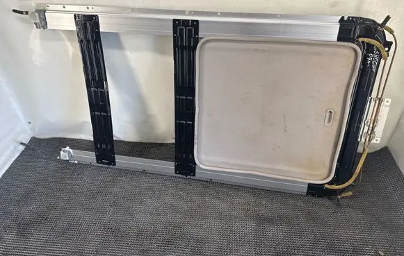 Mitsubishi Shogun Sunroof set 43R00074 0OT20 A002345