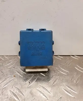 Toyota Yaris Door central lock control unit/module 8598052051