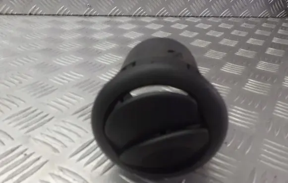 Fiat Punto (188) Dashboard air vent grill cover trim 225363