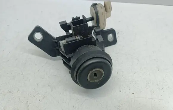Mercedes-Benz A W168 Tailgate exterior lock A168740091