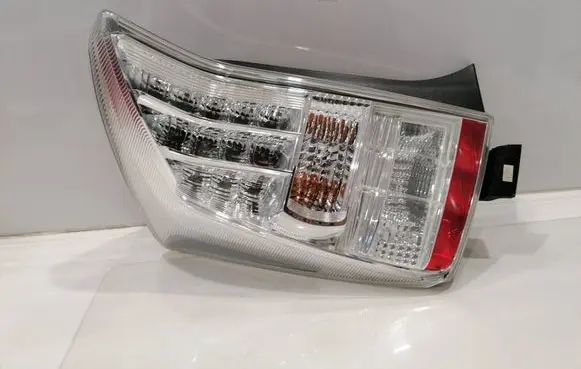 Toyota Prius (XW30) Rear/tail lights