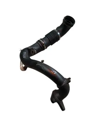 Nissan NV400 Air intake hose/pipe 165763705R