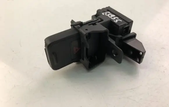 Volvo V40 Other control units/modules AH4N15607AE