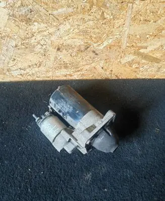 Chrysler Ypsilon Starter motor 51804744