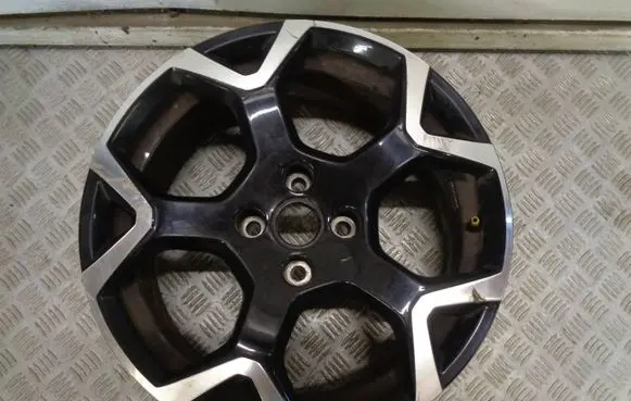 Opel Crossland X R17 alloy rim 39216684