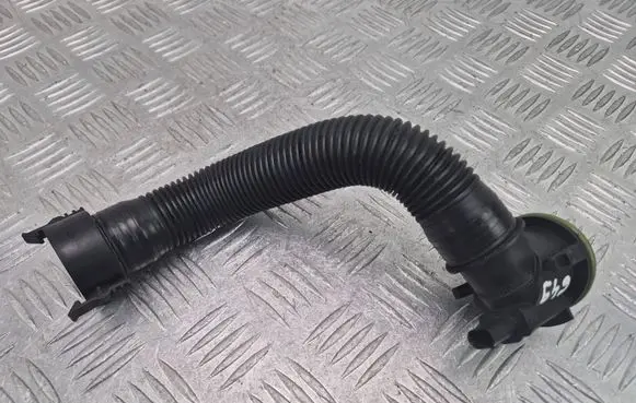 BMW 5 F10 F11 Breather/breather pipe/hose 7588417 0495C 150127