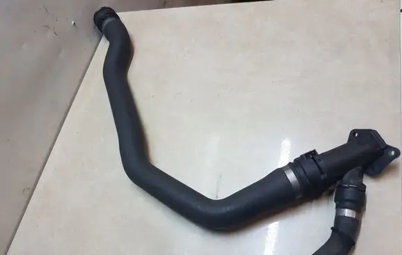 BMW 5 E60 E61 Engine coolant pipe/hose 11122247744