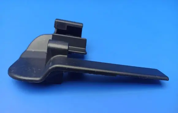 BMW 7 E65 E66 Front driver seat rail trim 7007699 60829010 52107007699