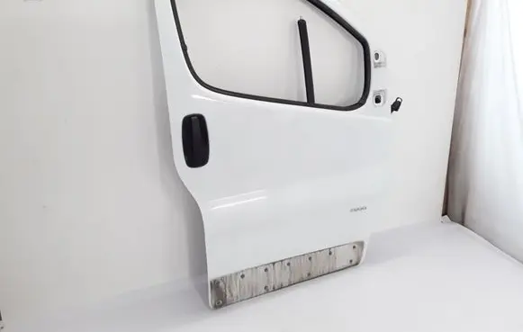 Opel Vivaro Door (2 Door Coupe) 7751478601