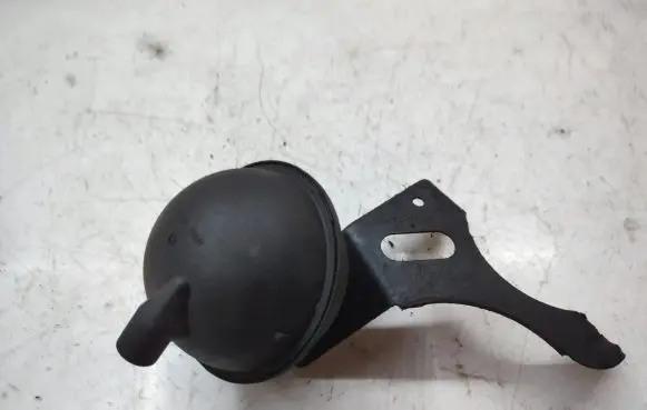 Vacuum air tank