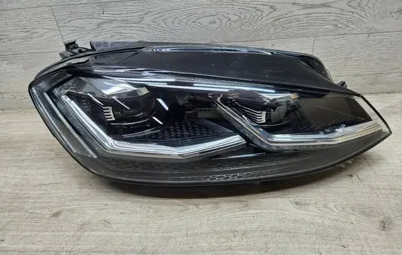 Volkswagen Golf VII Headlight/headlamp 5G1941082
