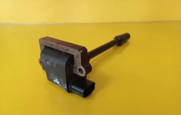 Mitsubishi Space Wagon High voltage ignition coil H6T12272