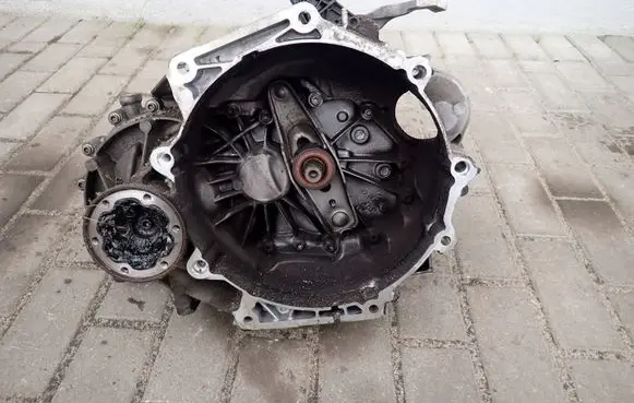 Volkswagen Golf VII Manual 5 speed gearbox RGN