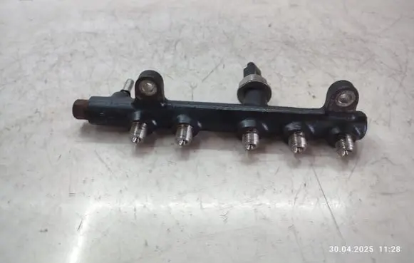 Peugeot 308 Fuel main line pipe 9674300080