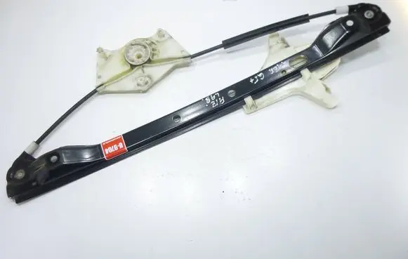 Volkswagen Golf Plus Rear window lifting mechanism without motor