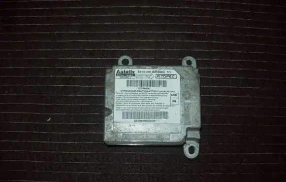 Fiat Fiorino Airbag control unit/module 1372894080