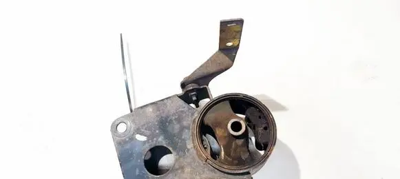 Nissan Murano Z50 Engine mount bracket