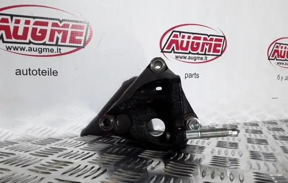 Toyota Auris E180 Other engine bay part