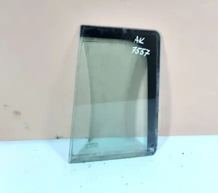 Rear vent window glass