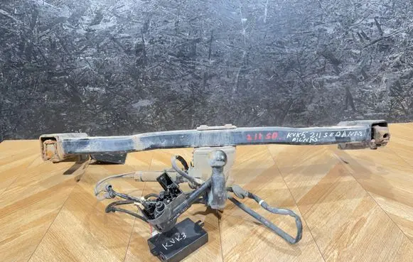 Mercedes-Benz E W211 Tow bar set A2113100004