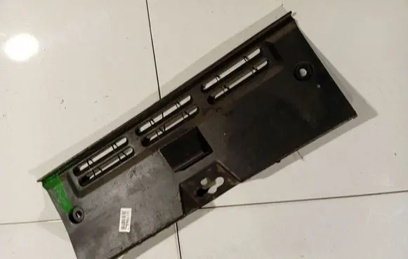 Seat Toledo III (5P) Other trunk/boot trim element 5P5863459B