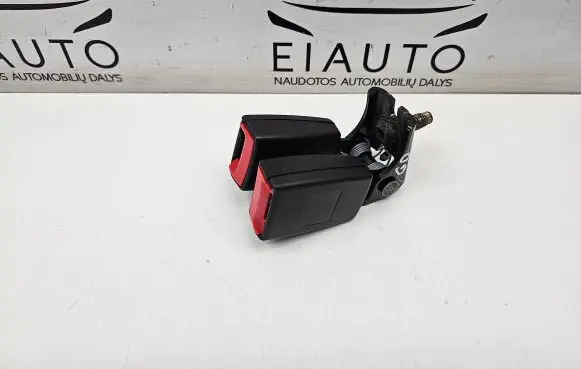 Ford Fusion II Middle seatbelt buckle (rear) 