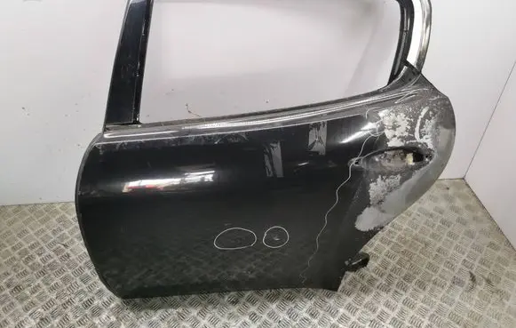 Maserati Quattroporte Rear door