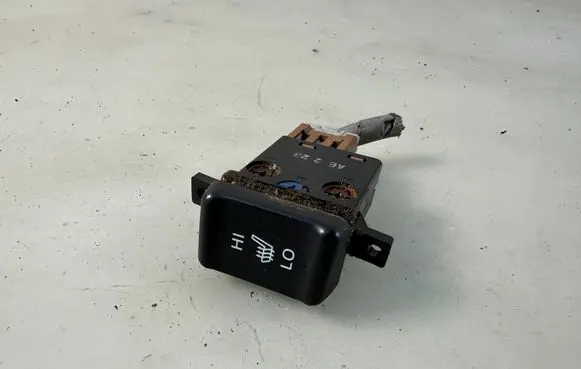 Acura TSX I Seat heating switch M24894