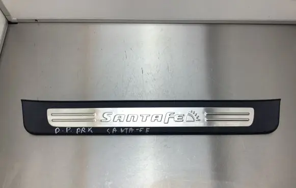 Hyundai Santa Fe Front sill trim cover 858812B000 ASSPTRTTB