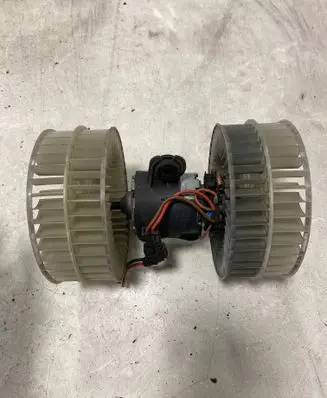 Mercedes-Benz Vito Viano W639 Heater fan/blower A06477110 B8849