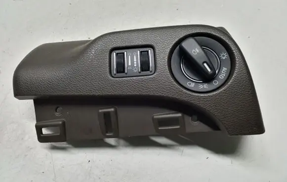 Chrysler Town & Country V Light switch 1PE41HL9AB 68071006AB