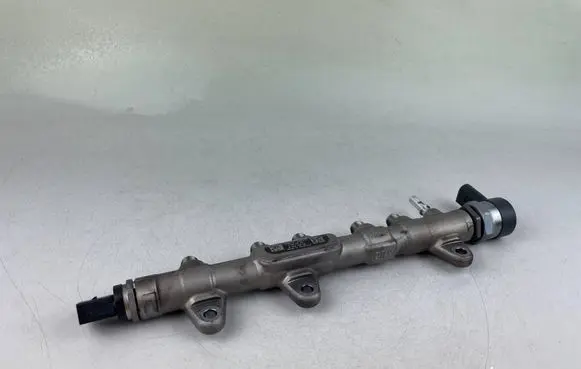 Mini One - Cooper F56 F55 Fuel main line pipe 8514154 851415402 0281002949