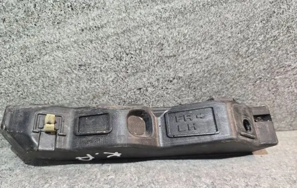 KIA Optima Front bumper mounting bracket 865132T000