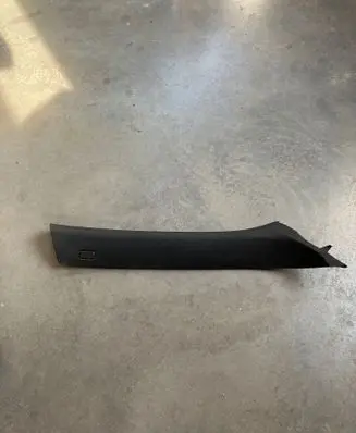 BMW X5 E70 (A) pillar trim 7129750