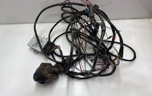 BMW 3 E46 Tow bar trailer control unit/module 6955253 61356955253