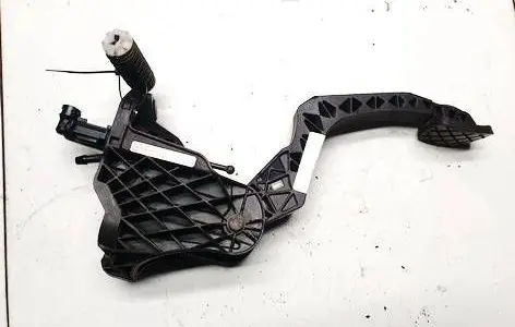 Skoda Octavia Mk2 (1Z) Clutch pedal 1K1721059ES 1K1.721.059ES
