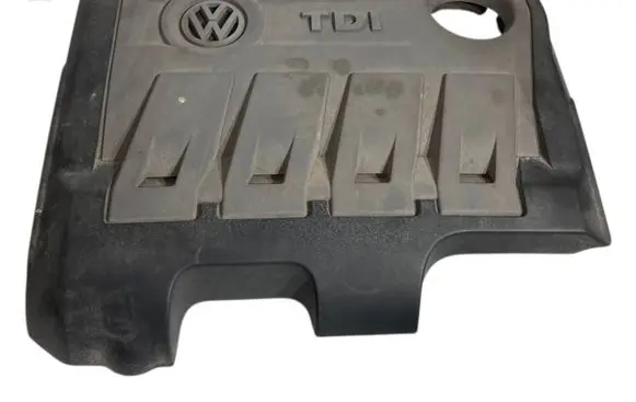 Volkswagen PASSAT CC Engine cover (trim) 03L103925T 03L103925AA