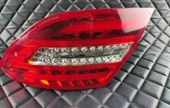 Mercedes-Benz C W204 Rear/tail lights 2048205864
