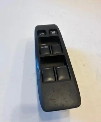 Nissan Primera Electric window control switch 25401AV640 021104N1