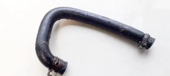Audi A4 S4 B5 8D Engine coolant pipe/hose