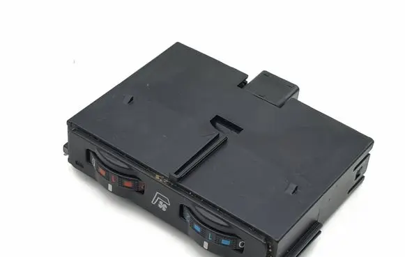 Lexus IS 220D-250-350 Seat heating switch 453451