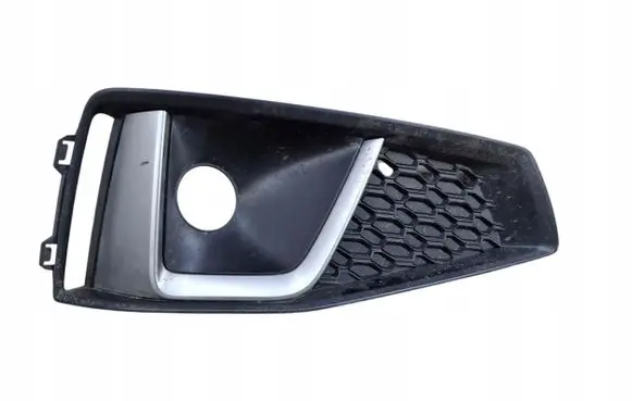 Audi A4 S4 B9 8W Front bumper lower grill 8W0807682F