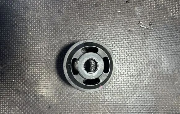 Mitsubishi L200 Belt tensioner pulley 