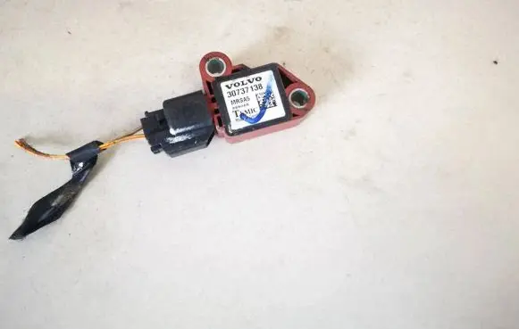 Volvo V50 Airbag deployment crash/impact sensor 30737138