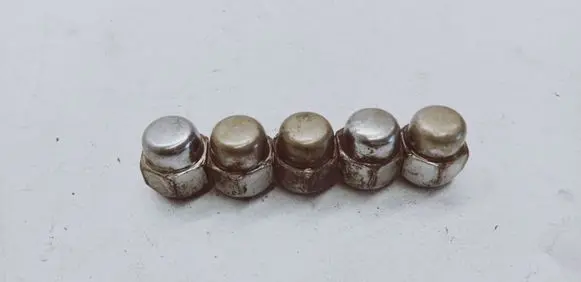 Nissan Qashqai+2 Nuts/bolts